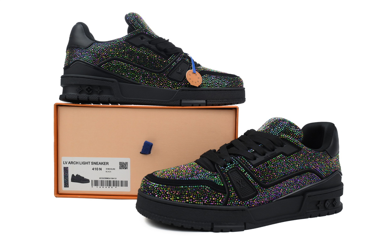 Louis Vuitton Trainer Black Rhinestones 1A815H