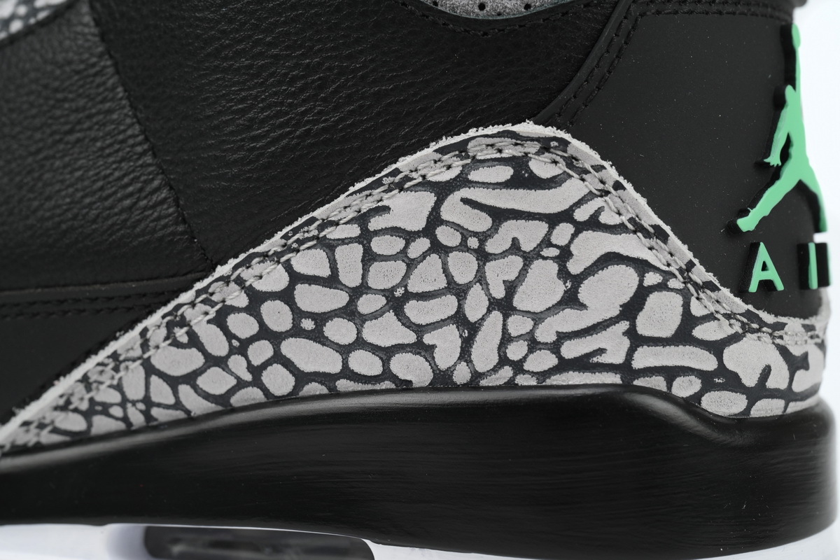 Air Jordan 3 Retro Green Glow CT8532-031