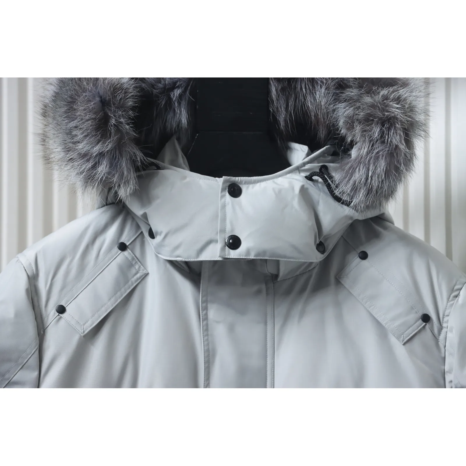 Moose Knuckles Onyx Shearling Big Rider Parka Gray