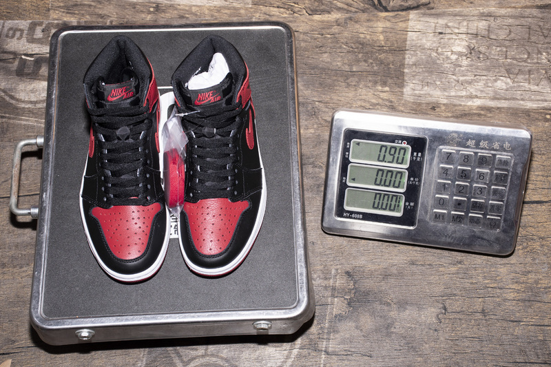 Air Jordan 1 High Banned 555088-001 - ogsneaker