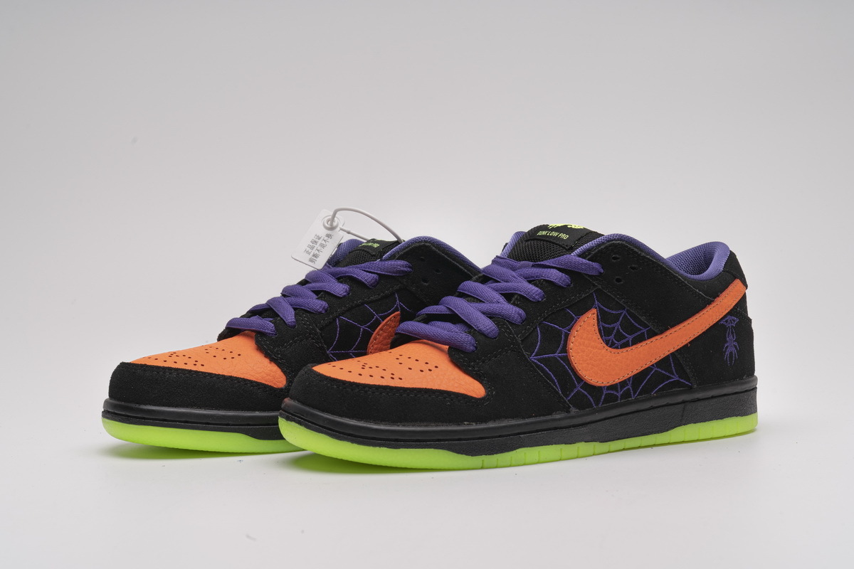 Nike SB Dunk Low Night Of Mischief Halloween Black and Orange BQ6817-006