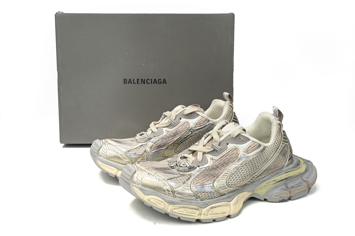 Balenciaga 3XL Sneaker in Pagne 734731 W3XL7 9191