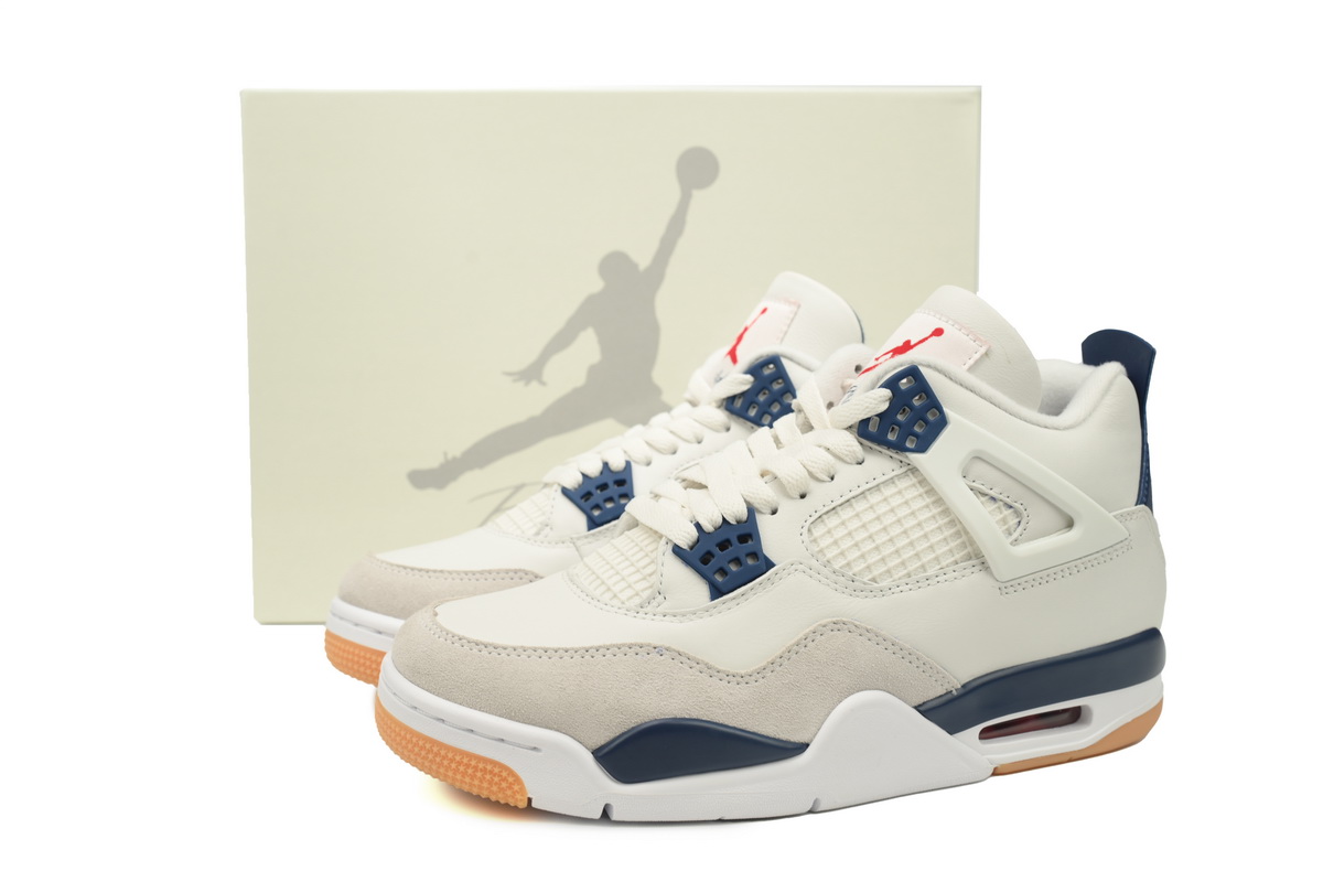 Nike SB x Air Jordan 4 Retro Navy DR5415-100