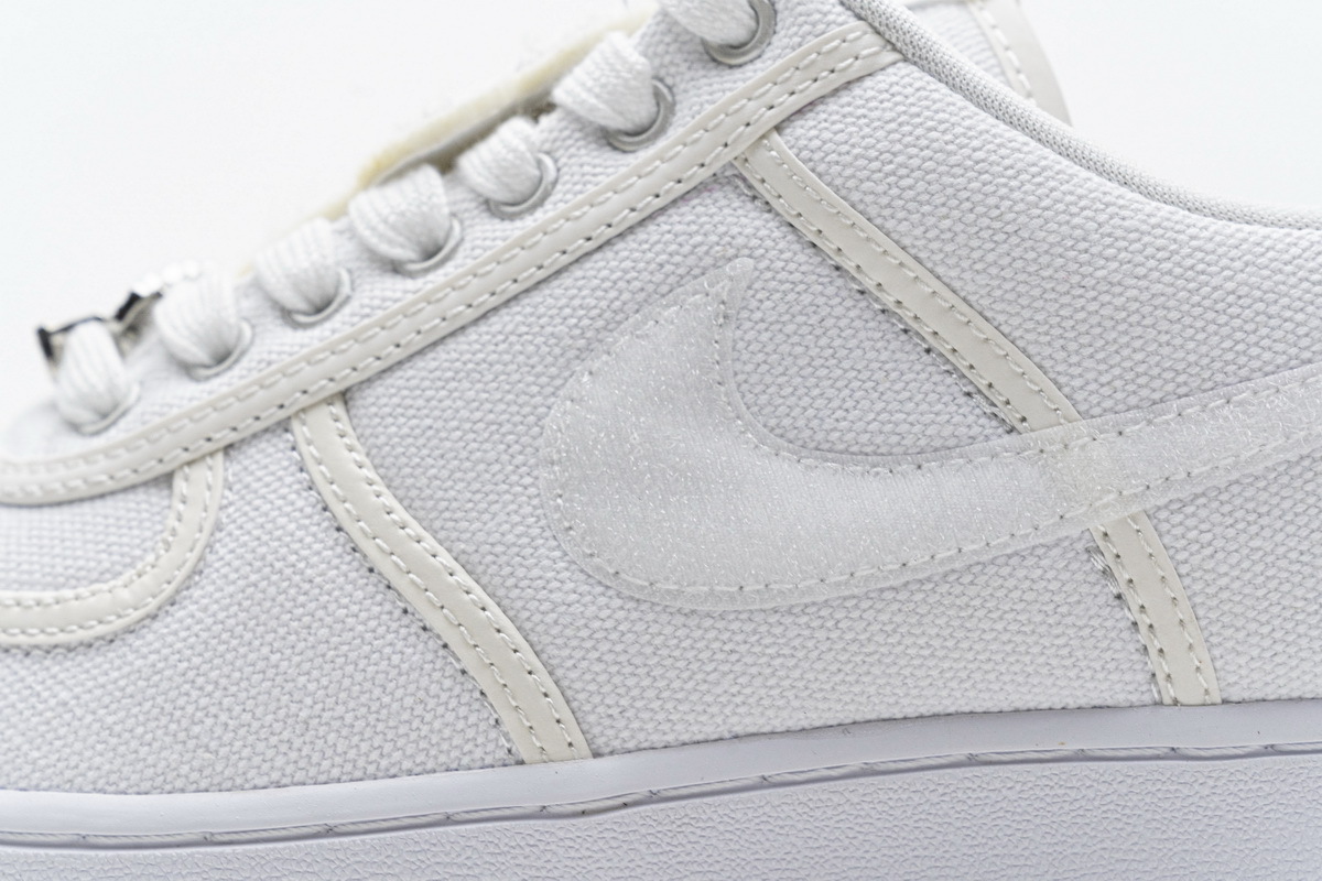 Travis Scott x Nike Air Force 1 White  AQ4211-100