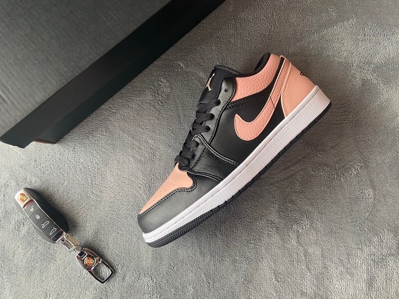 Jordan 1 Low Crimson Tint  553558-034
