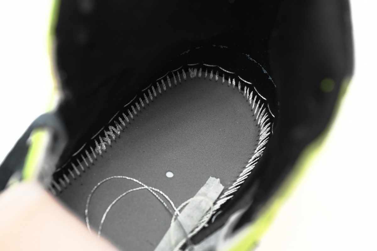 Air Jordan 1 High OG Visionaire 555088-702