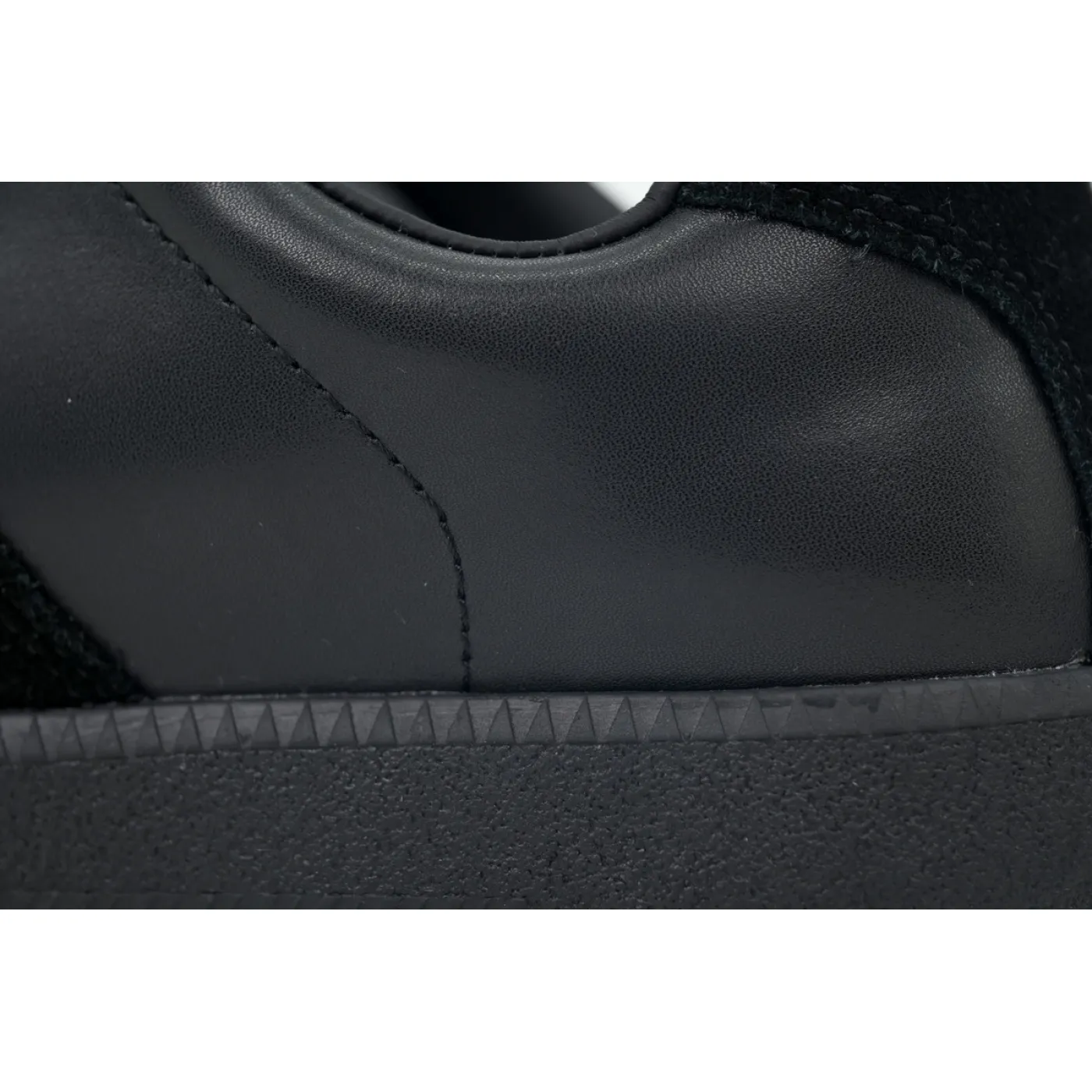 Maison Margiela Replica Sneaker All Black