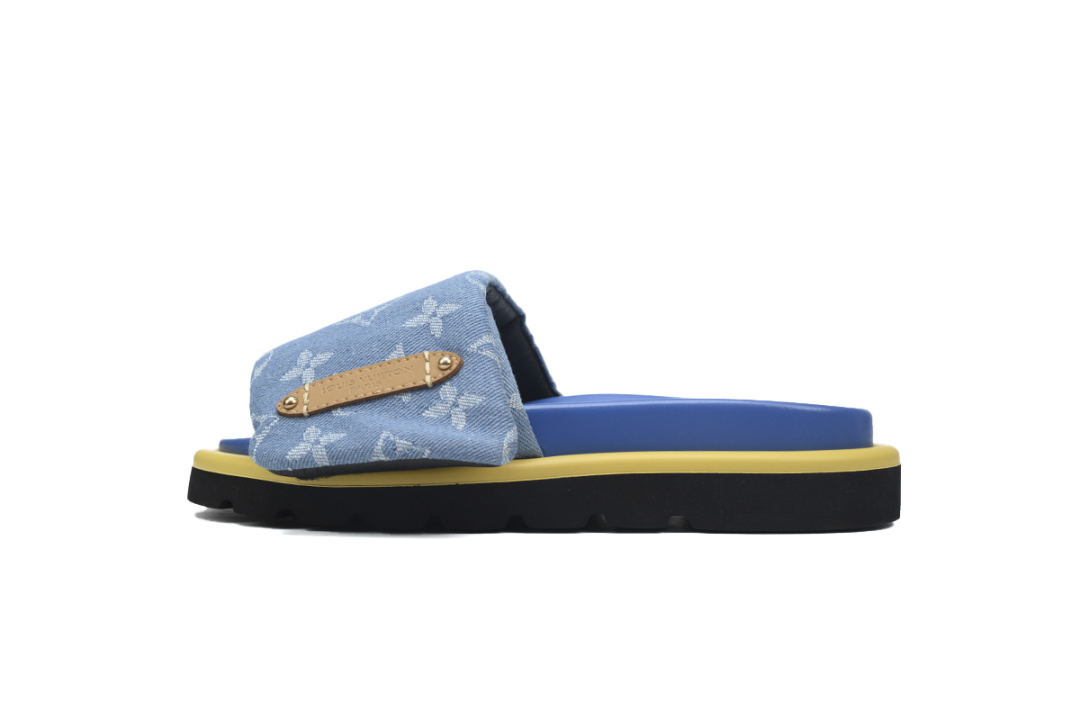 Louis Vuitton Pool Pillow Flat Comfort Mules 1ACJVL