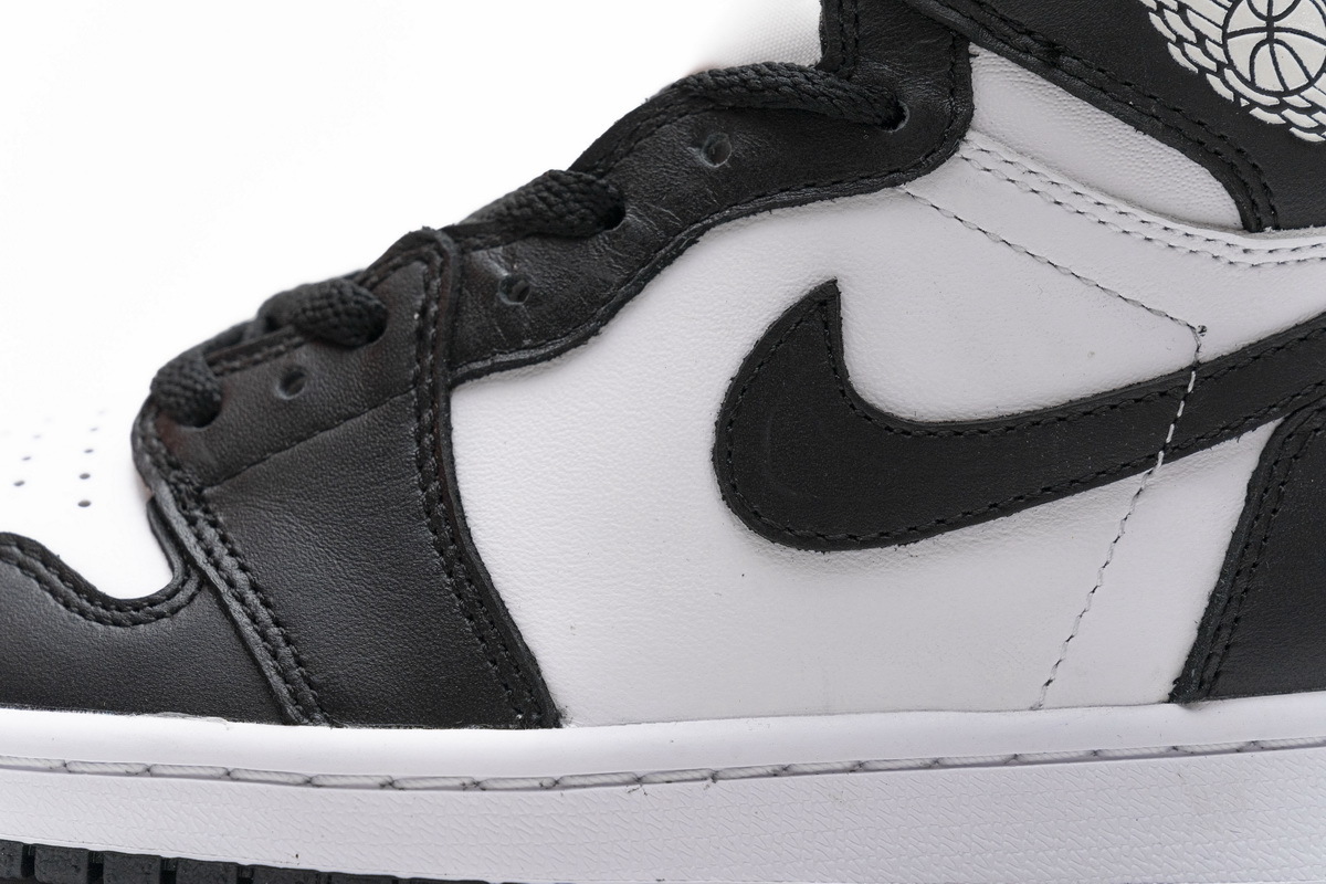 Jordan 1 Retro Black White (2014) 555088-010