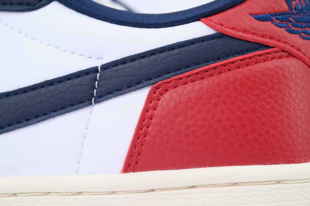 Air Jordan 1 Retro Low OG Howard University HQ2993-100