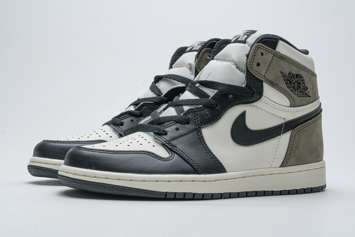 Jordan 1 Retro High Dark Mocha 555088-105