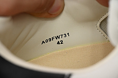 MIHARA YASUHIRO White And White Yellow Black Tail NO.786