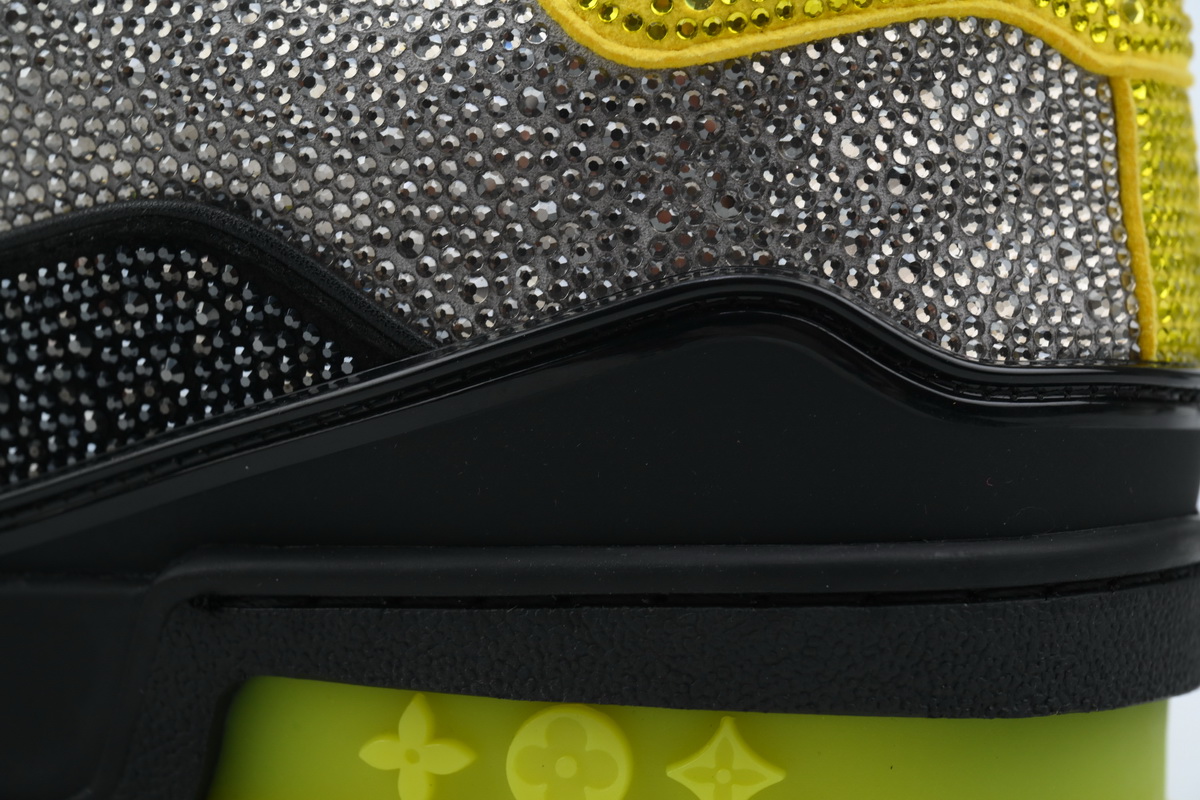 Louis Vuitton Trainer Black Yellow Rhinestone 1A9JXP