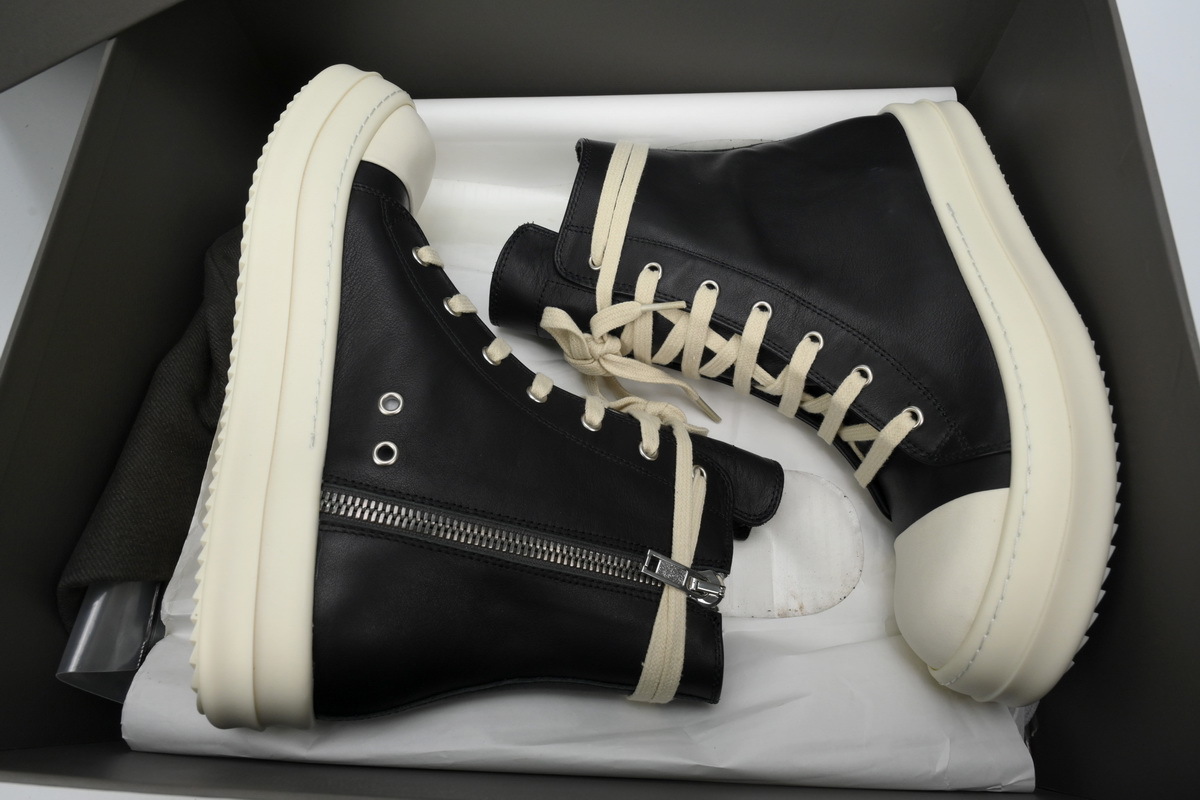 RO Phlegethon High Black Milk Sneaker