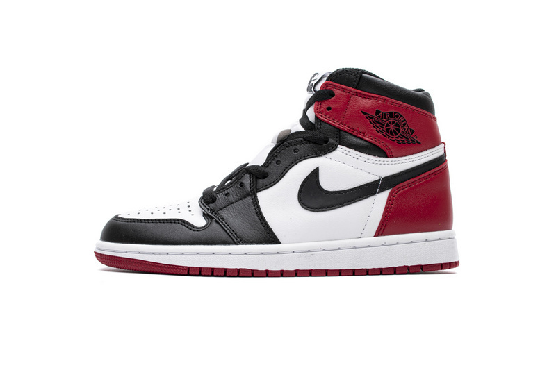 Air Jordan 1 High OG Black Toe 555088-125