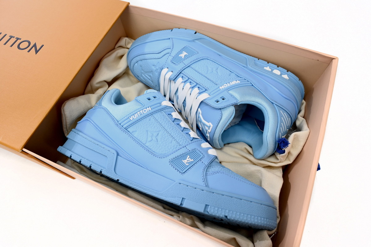 Louis Vuitton Trainer All Blue Embossing 1AARFG