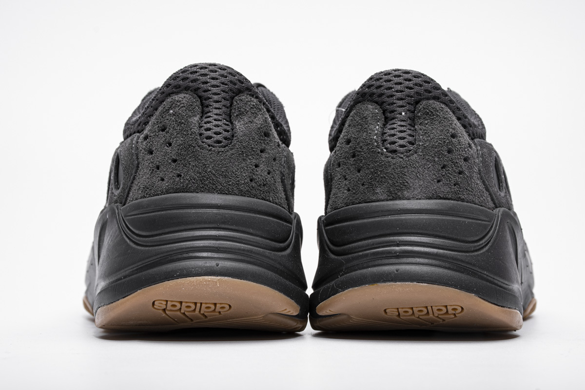 Yeezy Boost 700 Utility Black FV5304