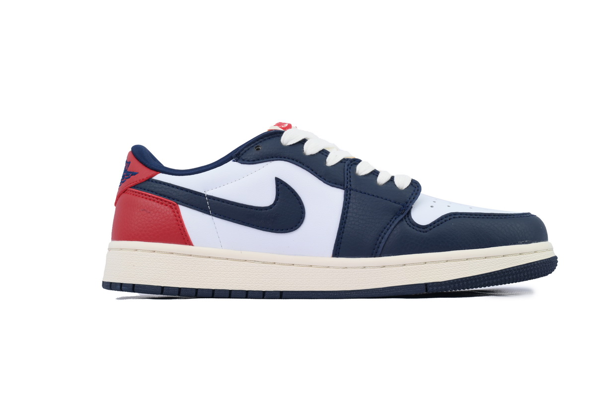 Air Jordan 1 Retro Low OG Howard University HQ2993-100