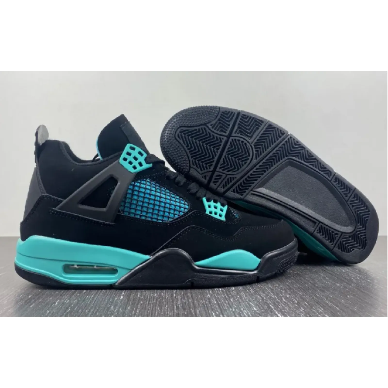 Air Jordan 4 Tiffany Blue