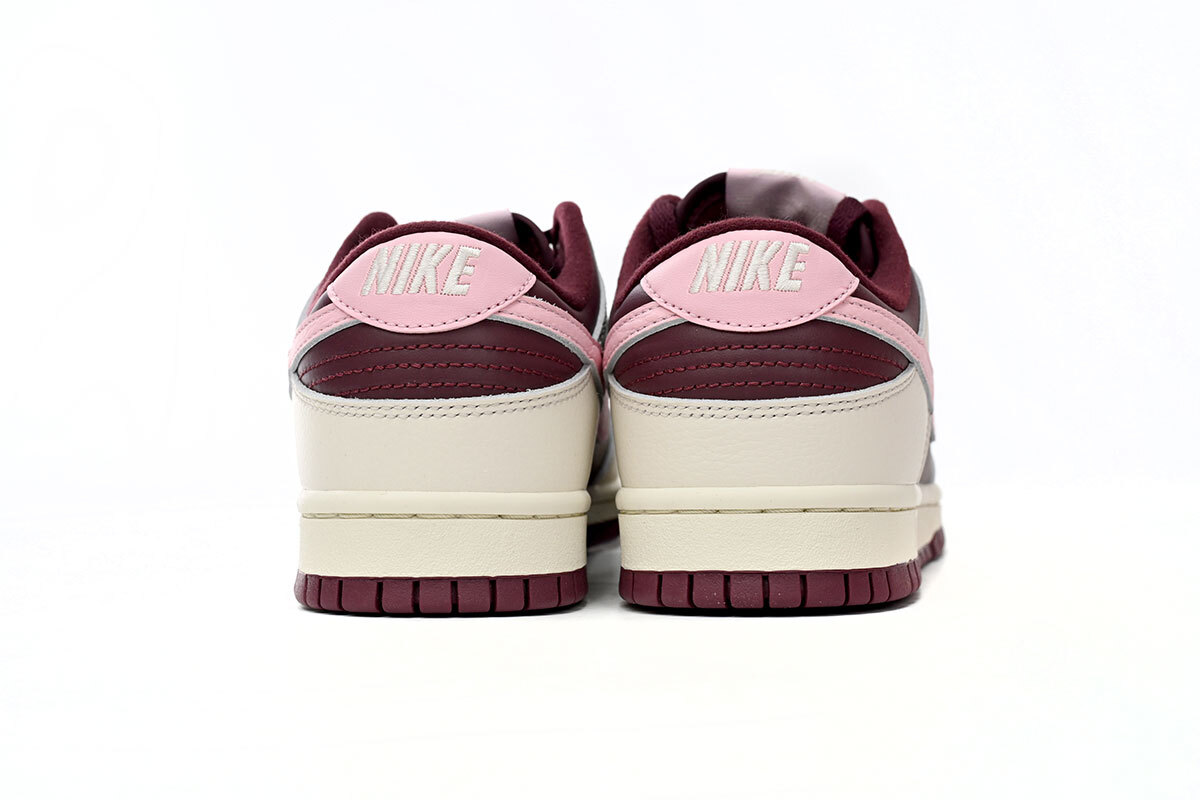 Nike Dunk Low Valentine's Day DR9705-100
