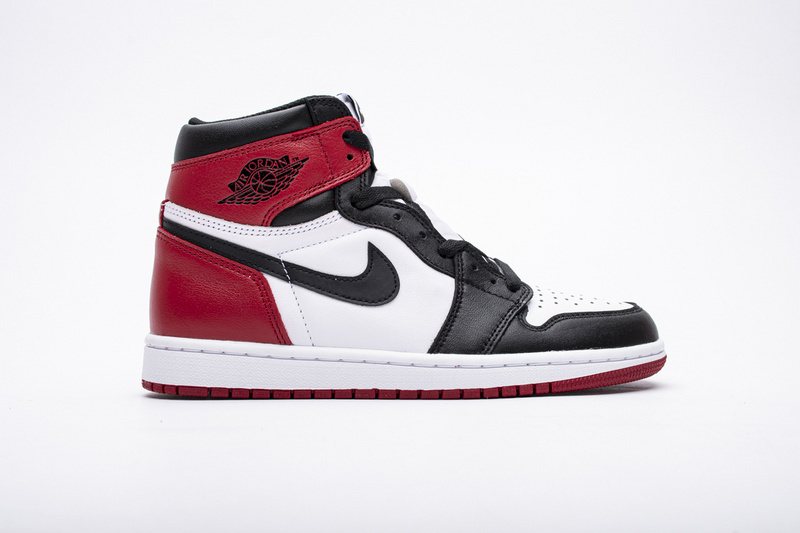 Air Jordan 1 High OG Black Toe 555088-125