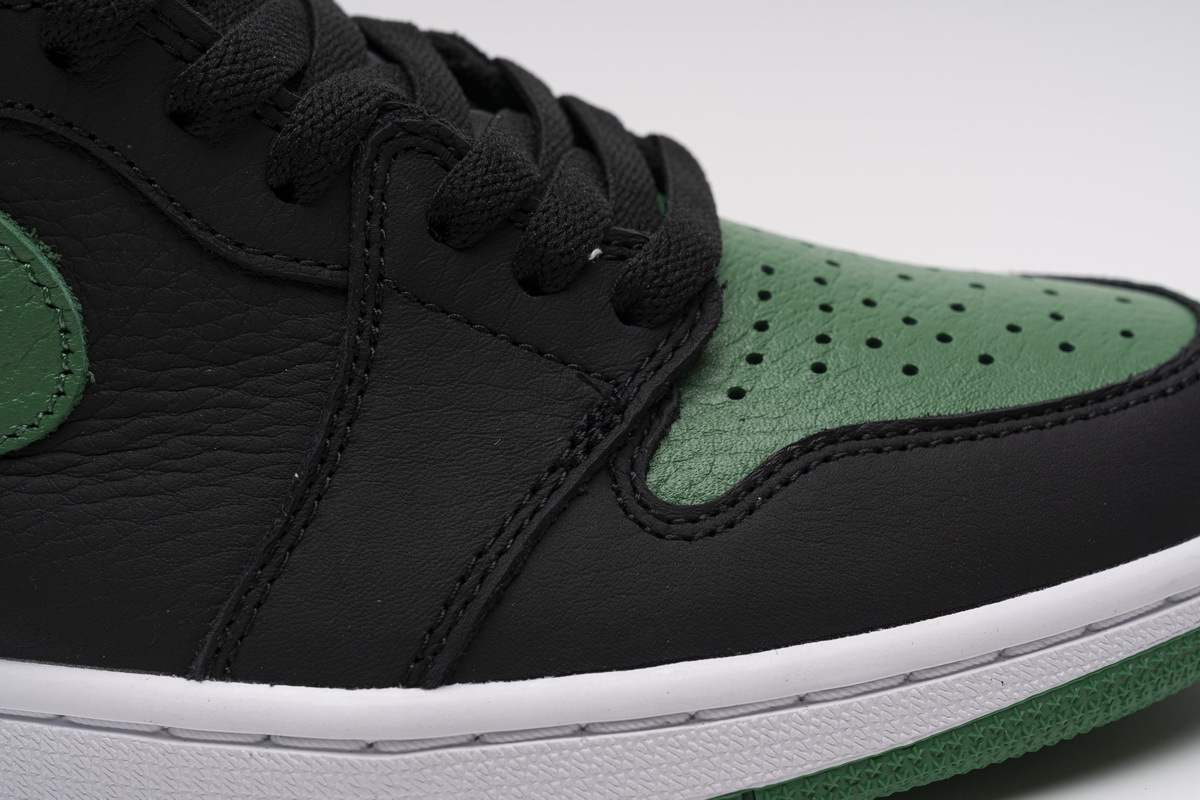 Air Jordan 1 Retro High OG Pine Green 555088-030