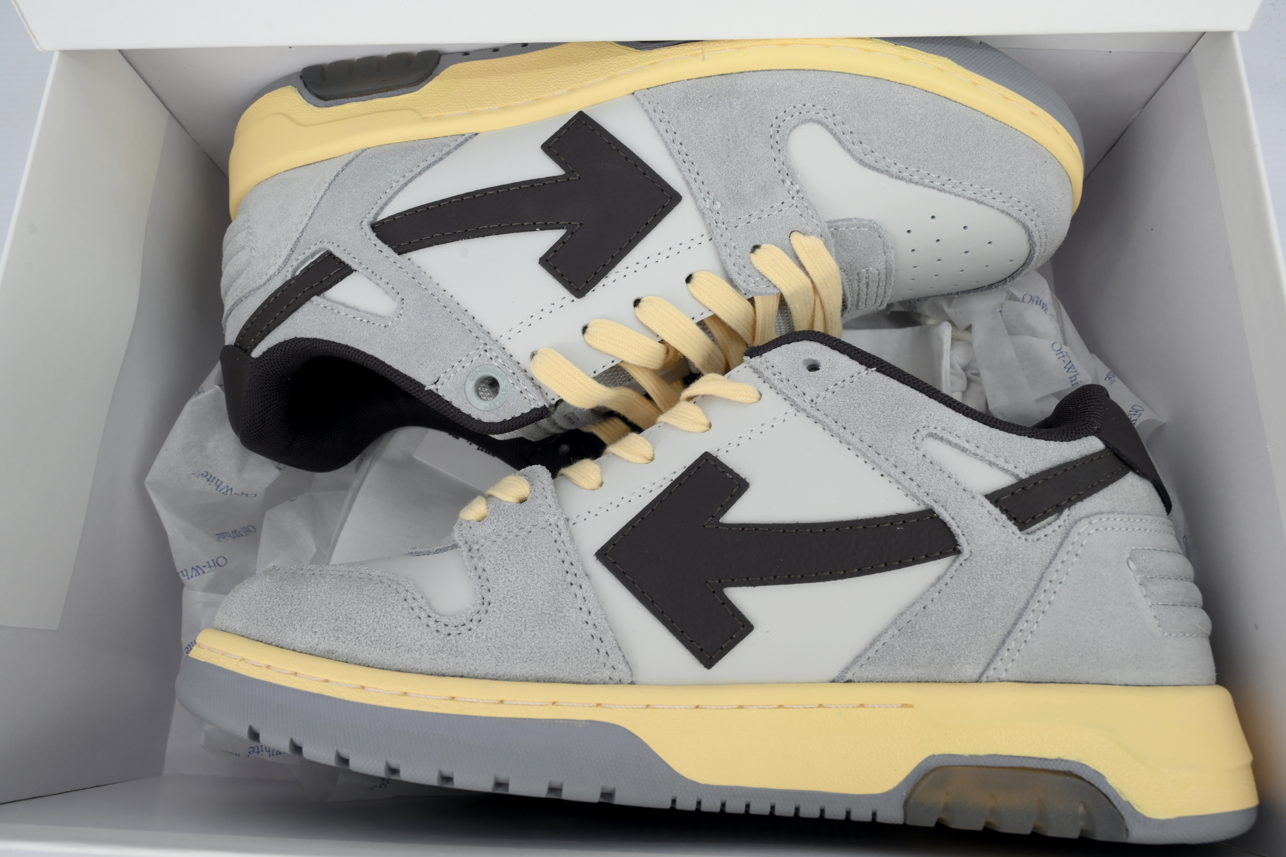 Off-White Out of Office Low Light Grey Anthracite OMIA189S 24LEA011 0511