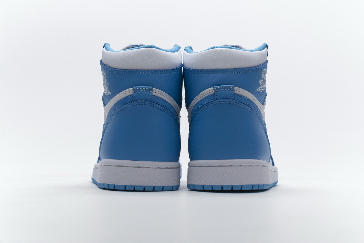 Air Jordan 1 Retro UNC 555088-117