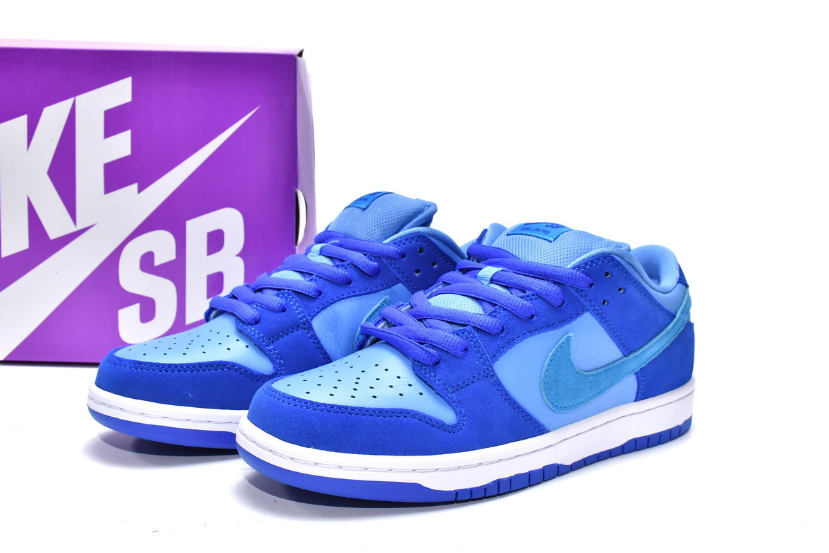 Nike SB Dunk Low Blue Raspberry DM0807-400