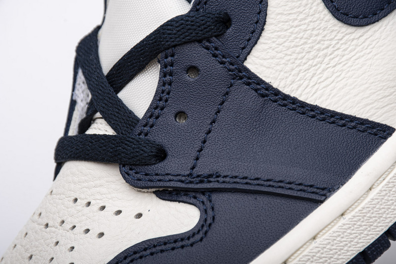 Air Jordan 1 Retro High OG Obsidian University Blue 555088-140
