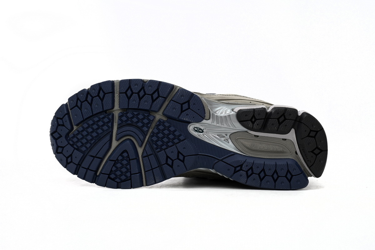 New Balance 2002R Primordial Grey M2002RC