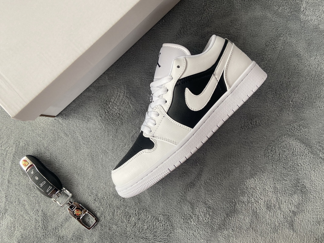 Jordan 1 Low Panda (Women's)  DC0774-100