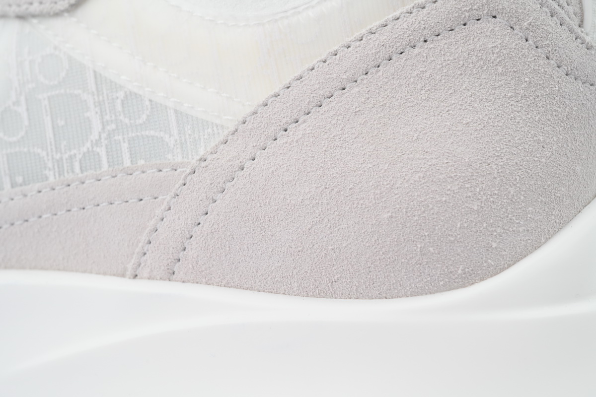 Dior B25 Runner White Oblique Suede 3SN259YTR_H069