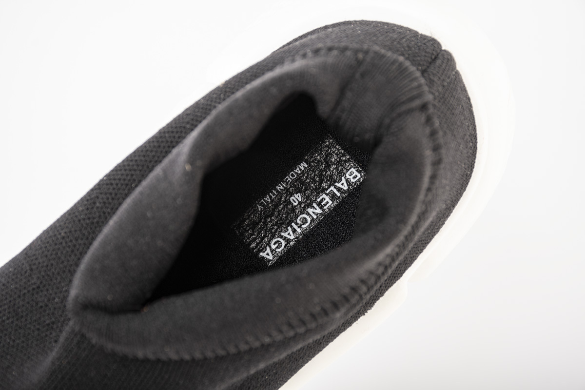Balenciaga Speed Runner black and white