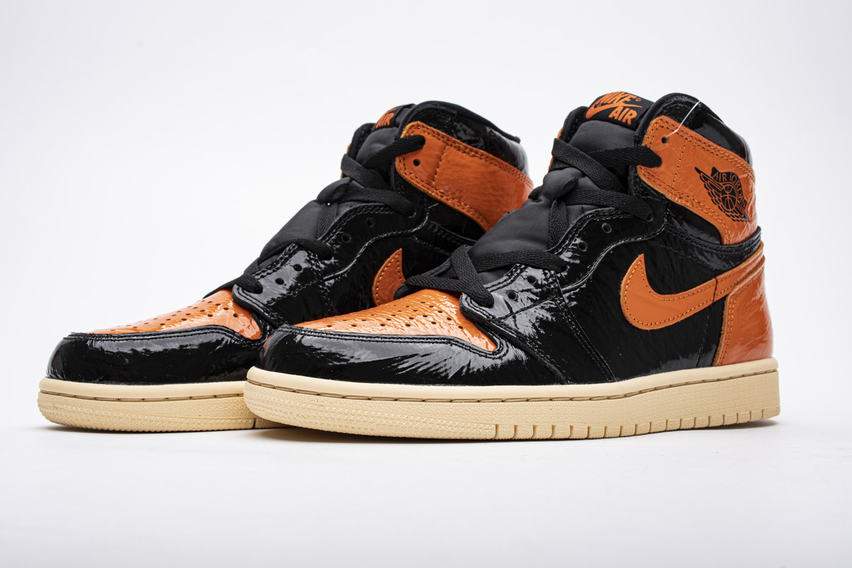 Air Jordan 1 Retro High OG Shattered Backboard 3.0 555088-028