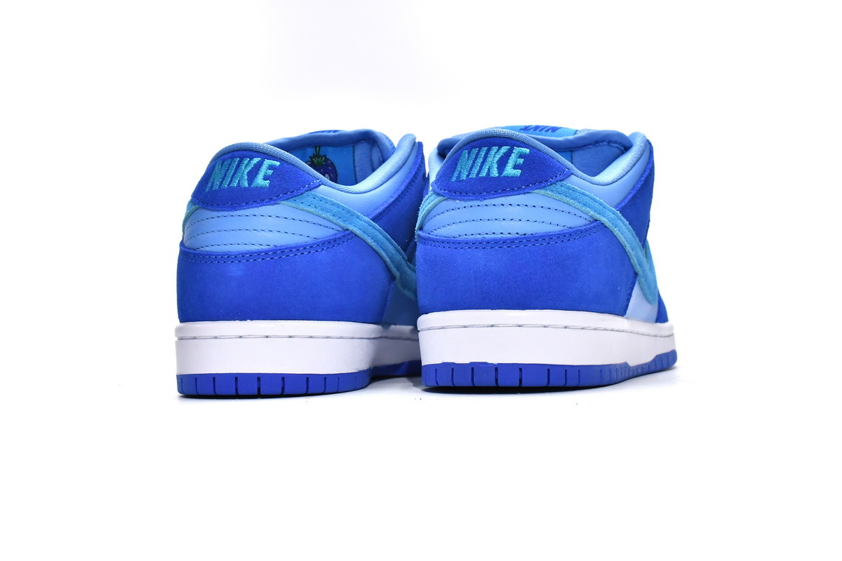 Nike SB Dunk Low Blue Raspberry DM0807-400