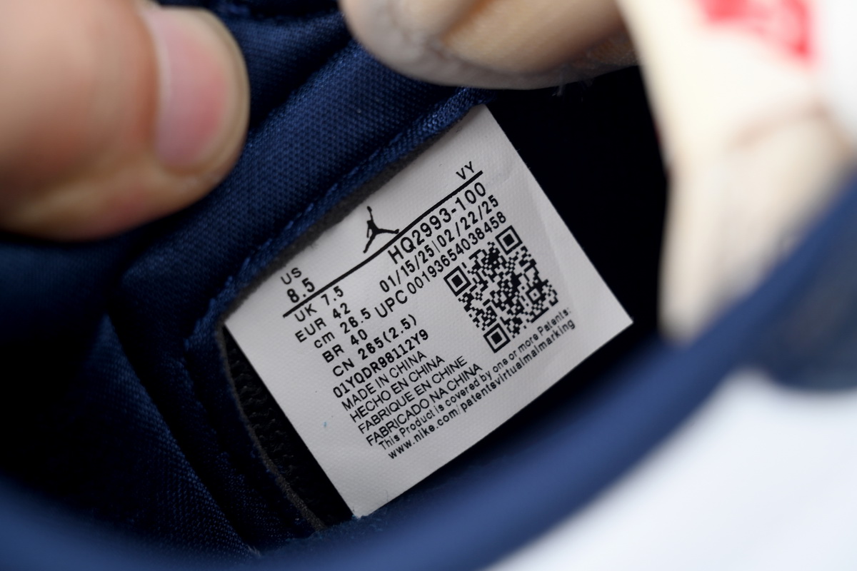 Air Jordan 1 Retro Low OG Howard University HQ2993-100