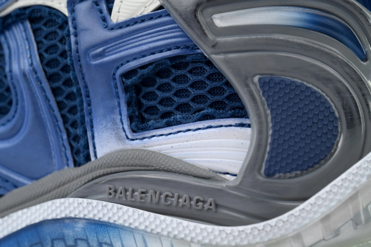 Balenciaga Runner Sneaker Gradient-Beige Navy 772774 WRUNG 2410 - ogsneaker