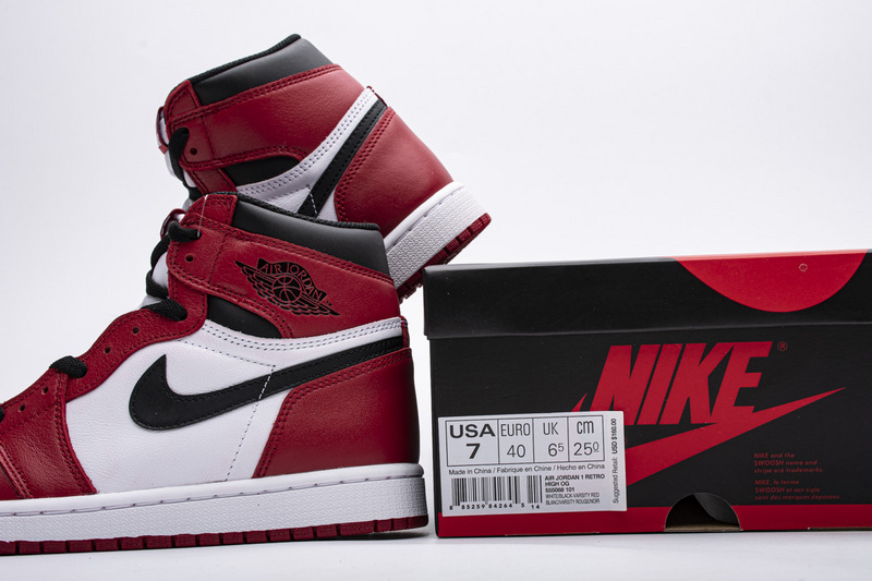 Air Jordan 1 High OG Chicago 555088-101