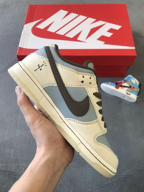 Travis Scott x PlayStation x Nike Dunk Low PS5 CU1726-800