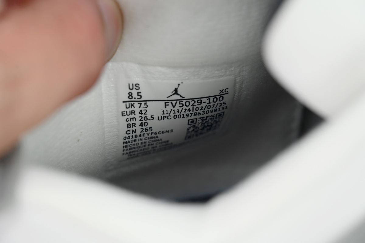 Air Jordan 4 Retro OG White Cement (2025) FV5029-100