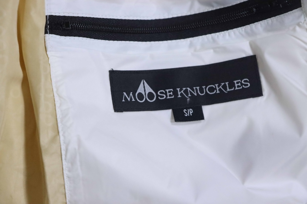 Moose Knuckles 09 Gold Scissors Stand Collar Large Plaid Down Jacket White