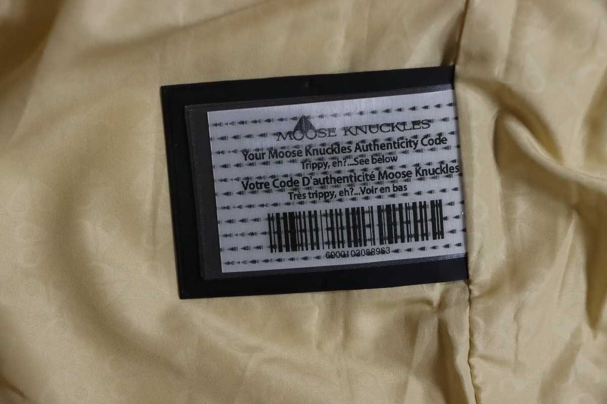 Moose Knuckles 09 Gold Scissors Stand Collar Large Plaid Down Jacket White