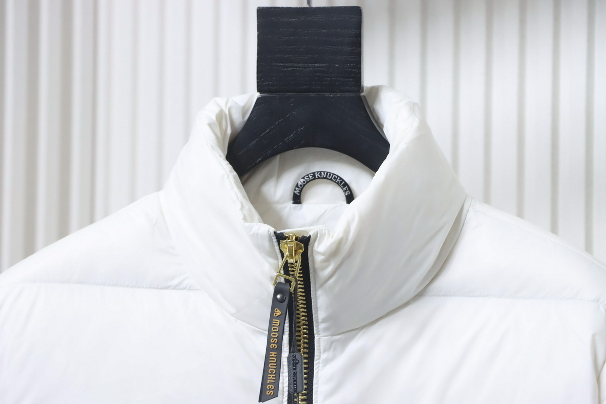 Moose Knuckles 09 Gold Scissors Stand Collar Large Plaid Down Jacket White