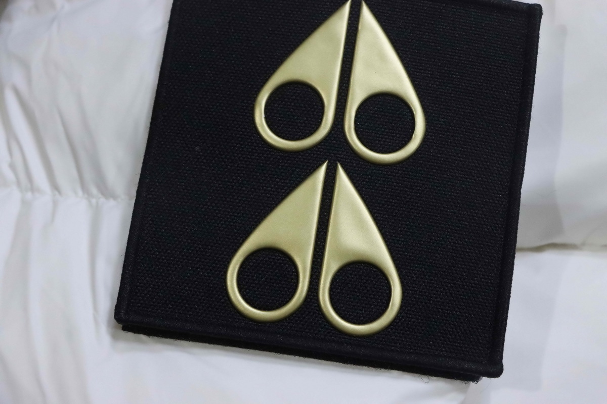 Moose Knuckles 09 Gold Scissors Stand Collar Large Plaid Down Jacket White