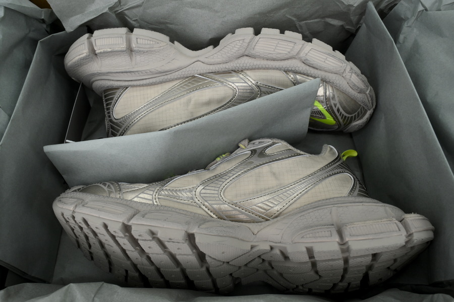 Balenciaga Gauze Copper 734734 WXLCR 2077