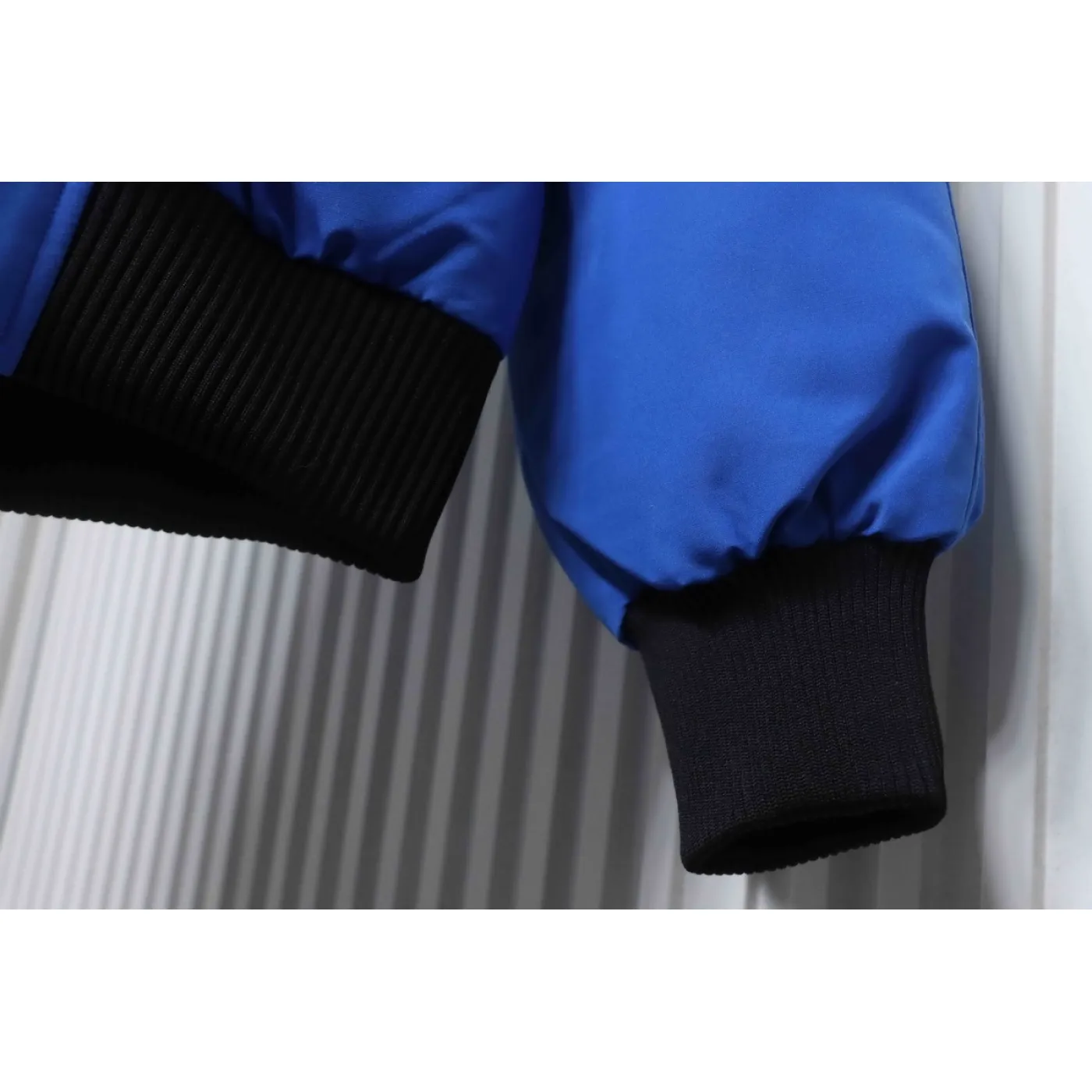 Canada Goose Chilliwack Bomber Jacket Short Down Jacket PBI Blue