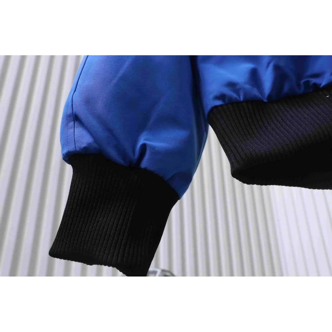 Canada Goose Chilliwack Bomber Jacket Short Down Jacket PBI Blue