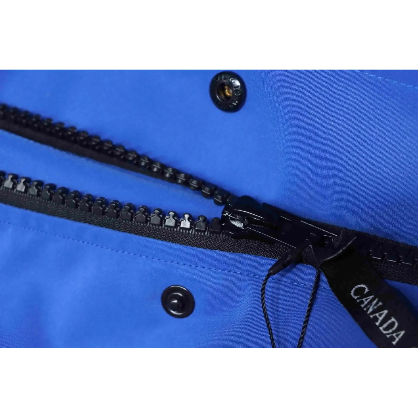 Canada Goose Chilliwack Bomber Jacket Short Down Jacket PBI Blue