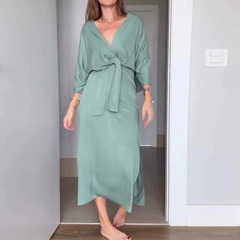 💃Women’s Elegant Waist Tie Side Slit V-Neck Dress